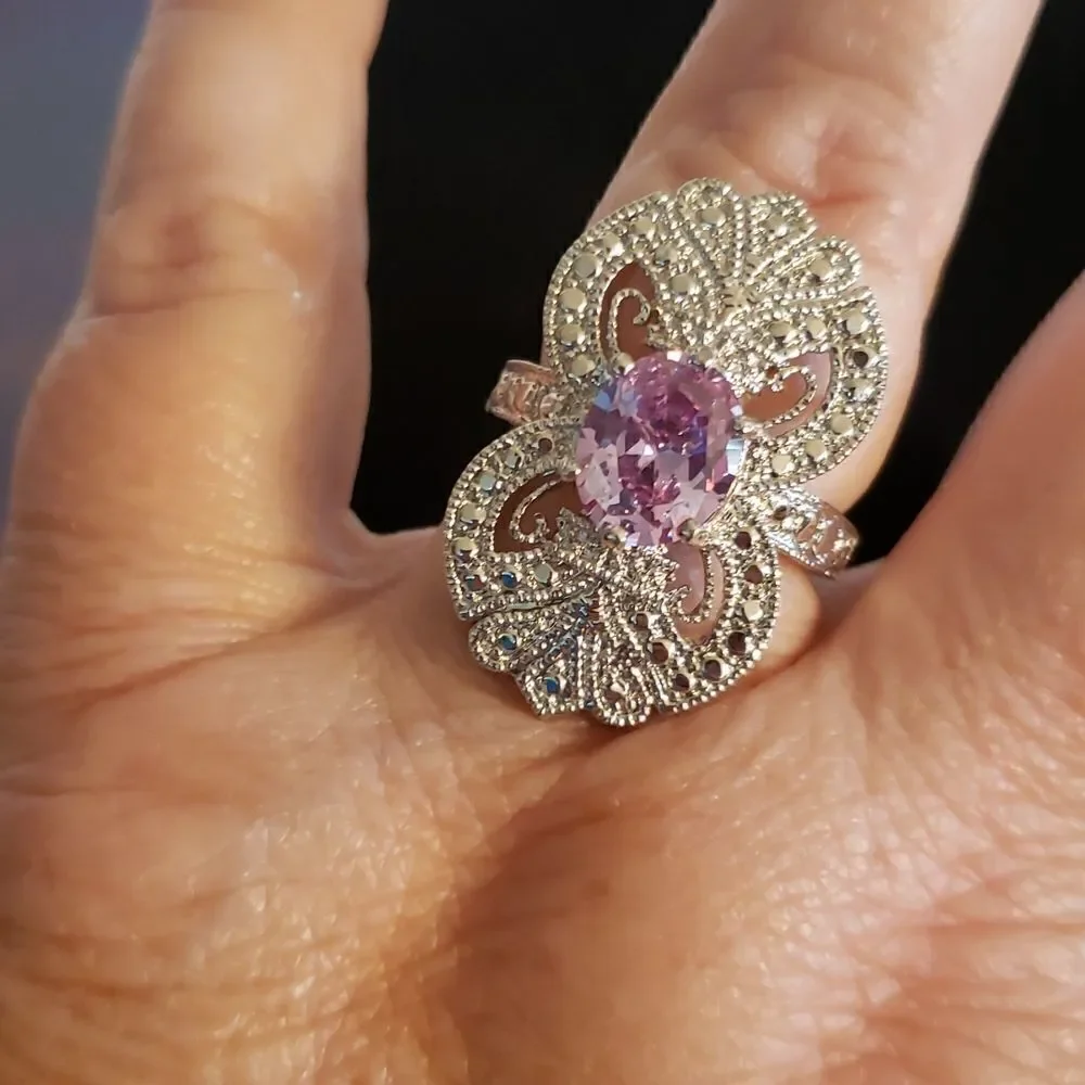 Very Pretty Vintage Silvertone Statement Ring with Light Purple Stone Sz…